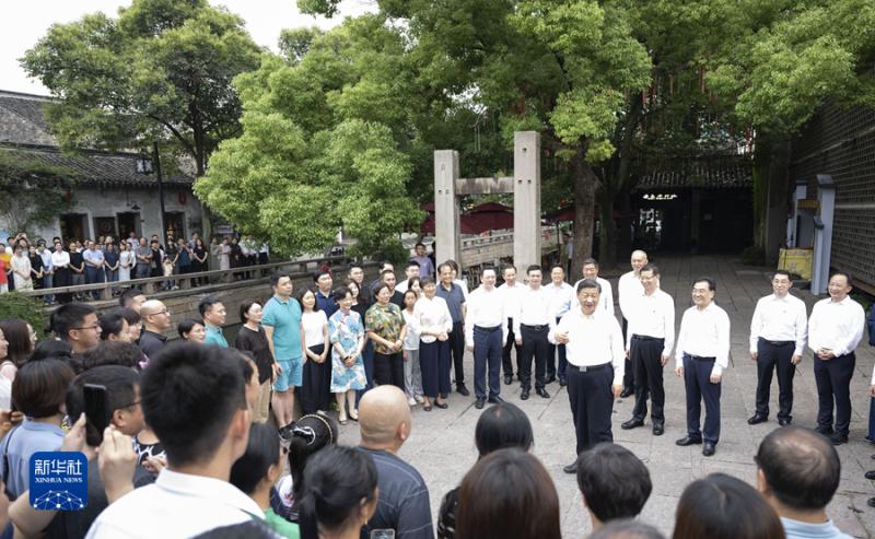 习近平在江苏考察时强调 在推进中国式现代化中走在前做示范 谱写“强富美高”新江苏现代化建设新篇章(图8)