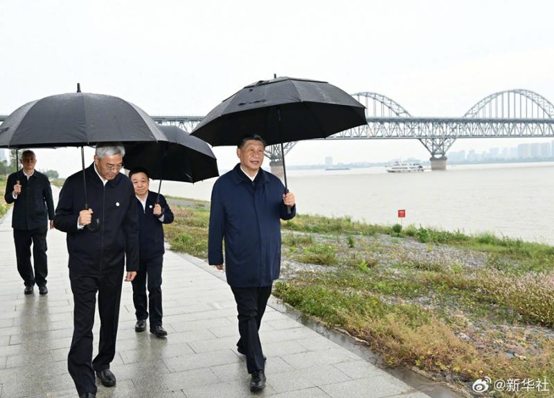 习近平在江西九江市考察调研(图1)