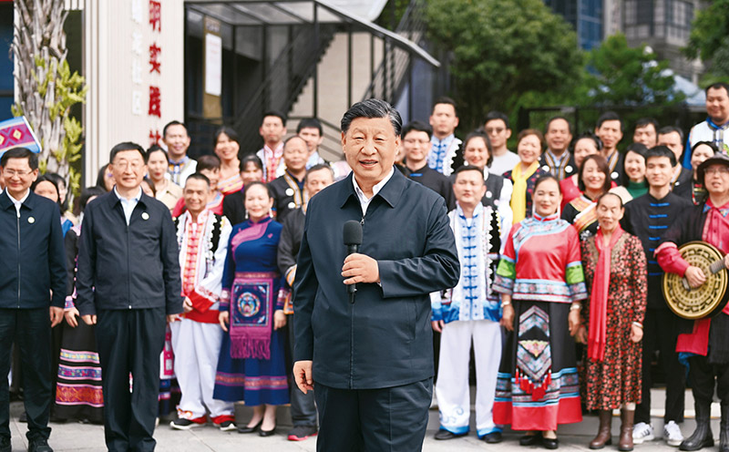 《求是》杂志发表习近平总书记重要文章《必须坚持人民至上》(图3)