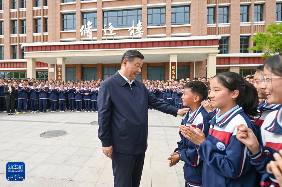 习近平在青海考察时强调 持续推进青藏高原生态保护和高质量发展 奋力谱写中国式现代化青海篇章(图15)