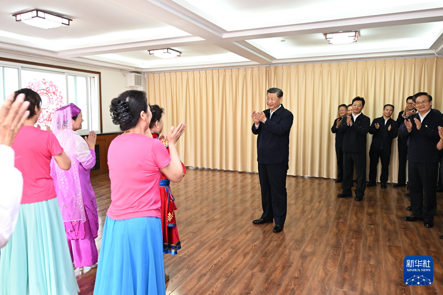 习近平在宁夏考察时强调 建设黄河流域生态保护和高质量发展先行区 在中国式现代化建设中谱写好宁夏篇章(图5)