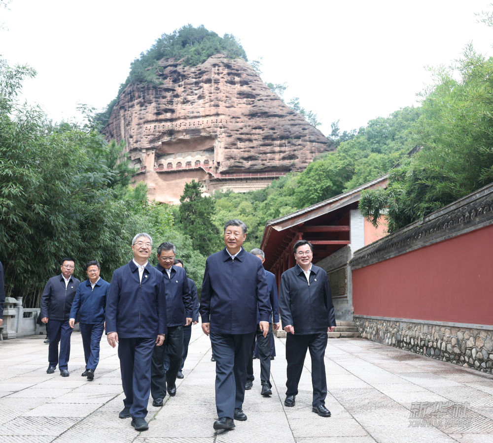 习近平在陕西宝鸡市和甘肃天水市考察调研(图12)