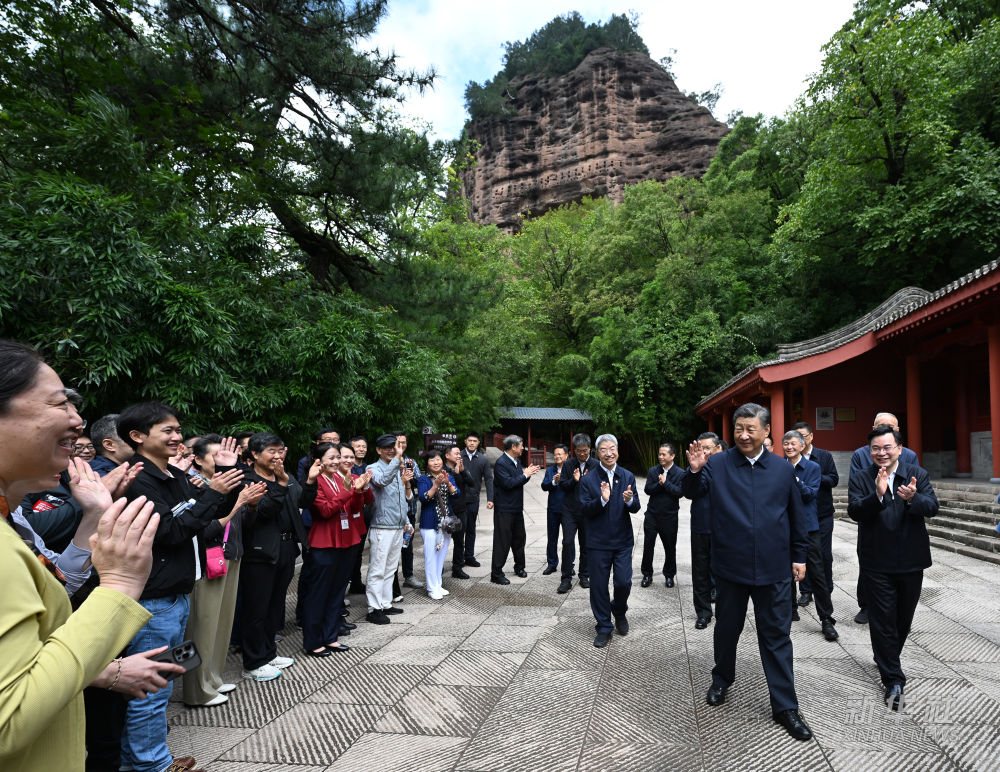 习近平在陕西宝鸡市和甘肃天水市考察调研(图13)