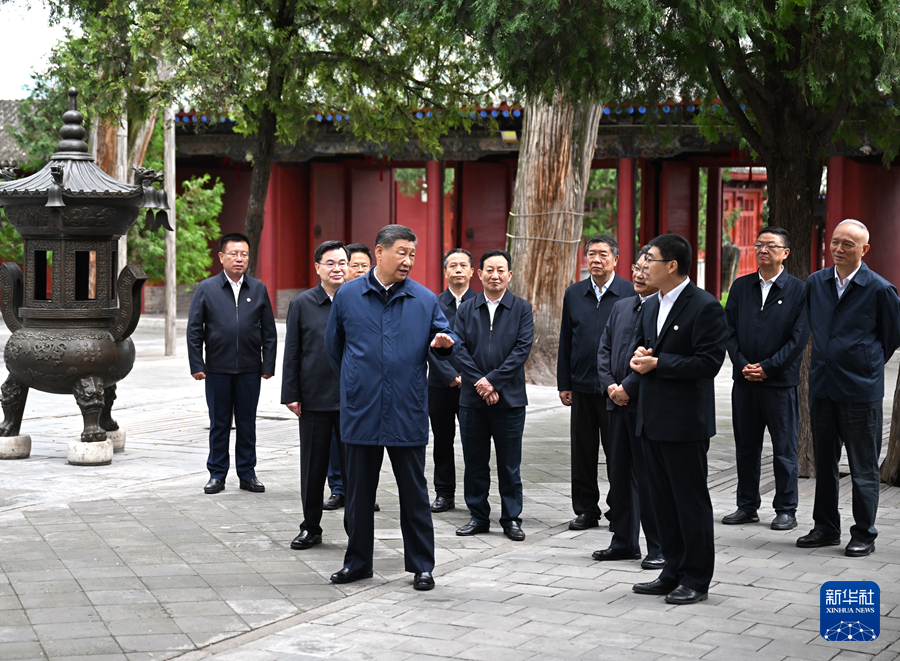 习近平在甘肃考察时强调 深化改革勇于创新苦干实干富民兴陇 奋力谱写中国式现代化甘肃篇章(图1)