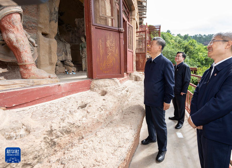 习近平在甘肃考察时强调 深化改革勇于创新苦干实干富民兴陇 奋力谱写中国式现代化甘肃篇章(图11)