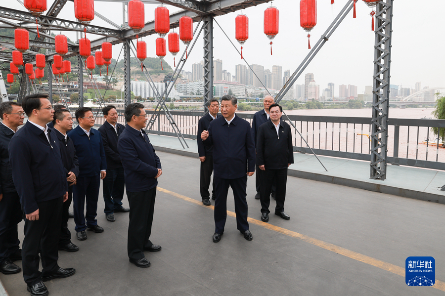 习近平在甘肃考察时强调 深化改革勇于创新苦干实干富民兴陇 奋力谱写中国式现代化甘肃篇章(图22)