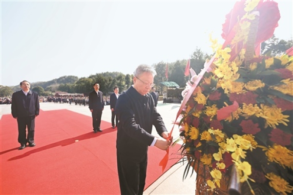 沈晓明在韶山、岳麓书院调研时强调：牢记初心使命传承红色基因弘扬湖湘文化 把毛主席家乡建设得更加美好