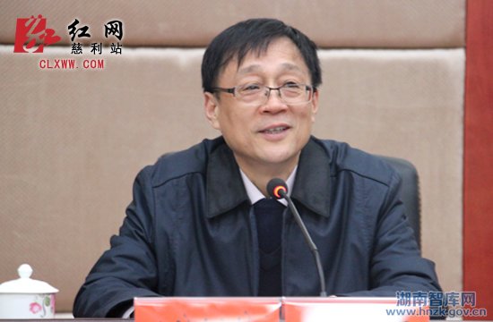 刘建武到慈利县宣讲党的十八届六中全会精神(图2)